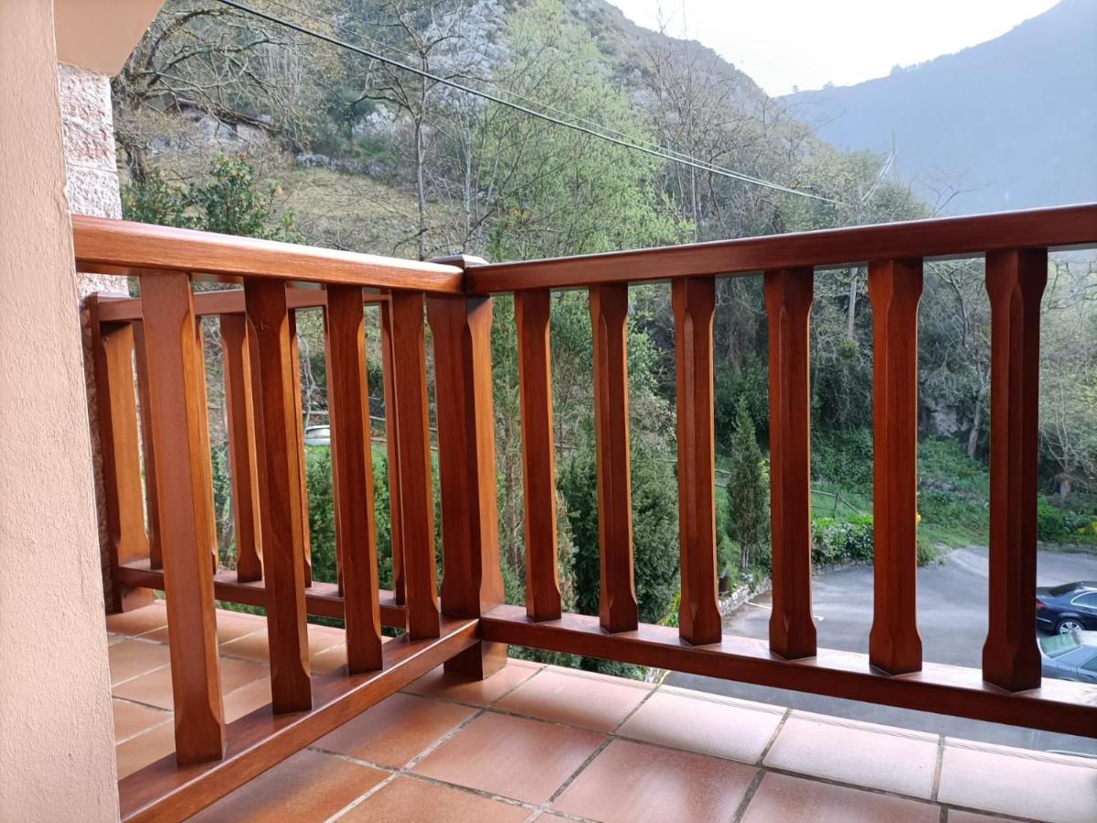 La Salmonera Cangas De Onis Cano Luaran gambar