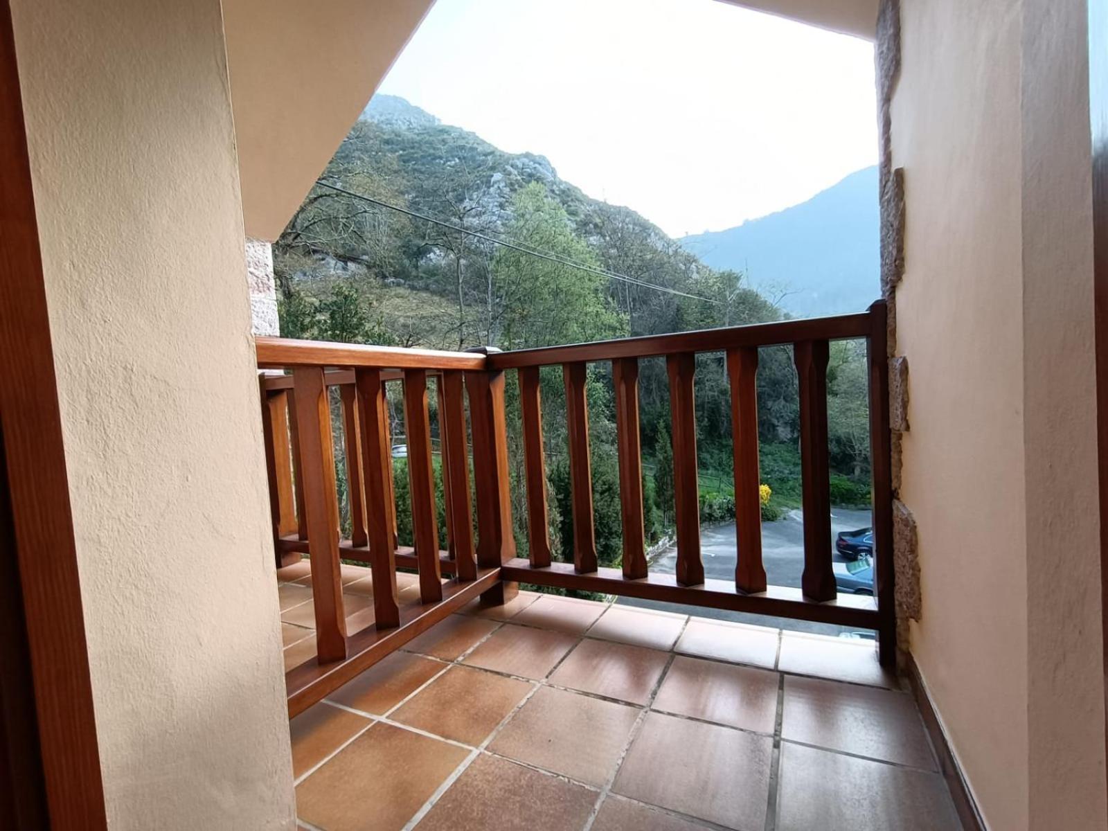 La Salmonera Cangas De Onis Cano Bilik gambar